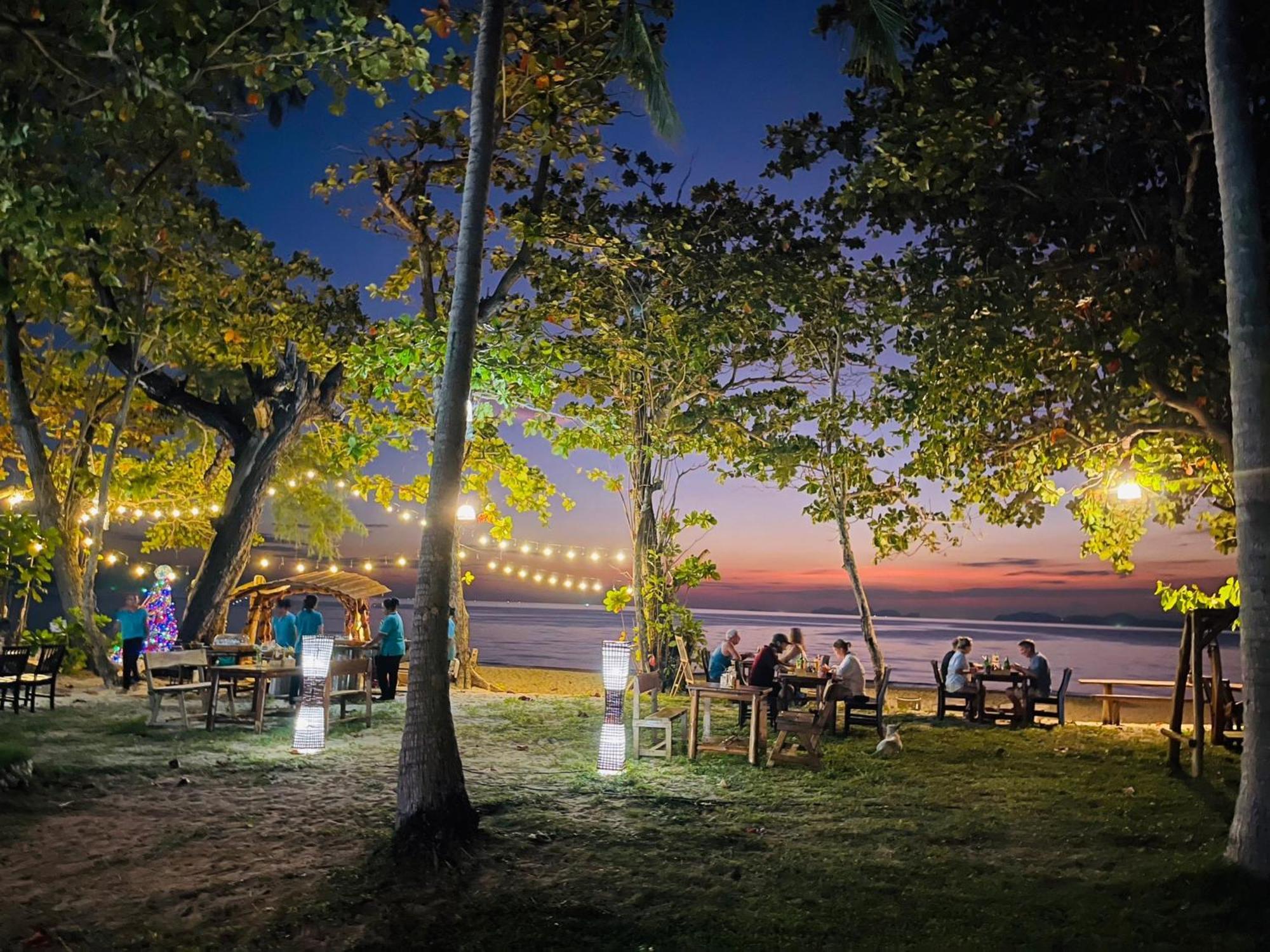 Koh Jum Delight Beach Exterior foto