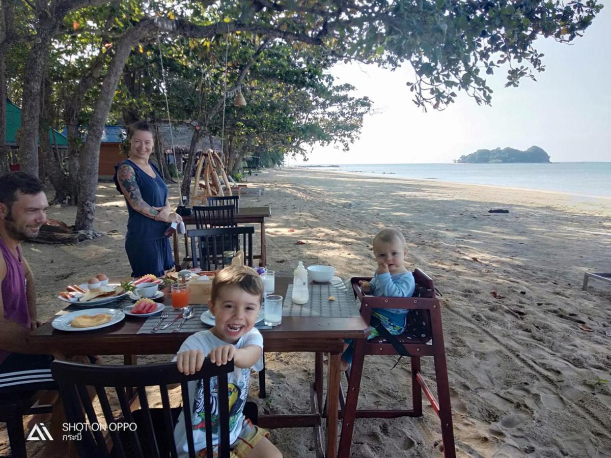 Koh Jum Delight Beach Exterior foto